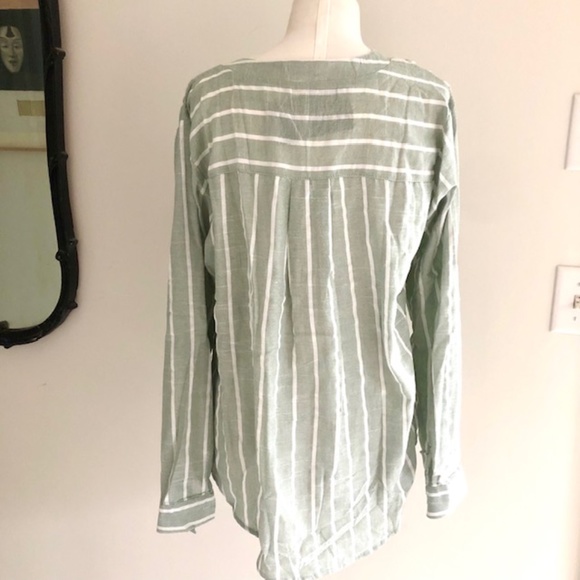Yidarton striped cool sage Tunic Shirt. - Picture 5 of 11